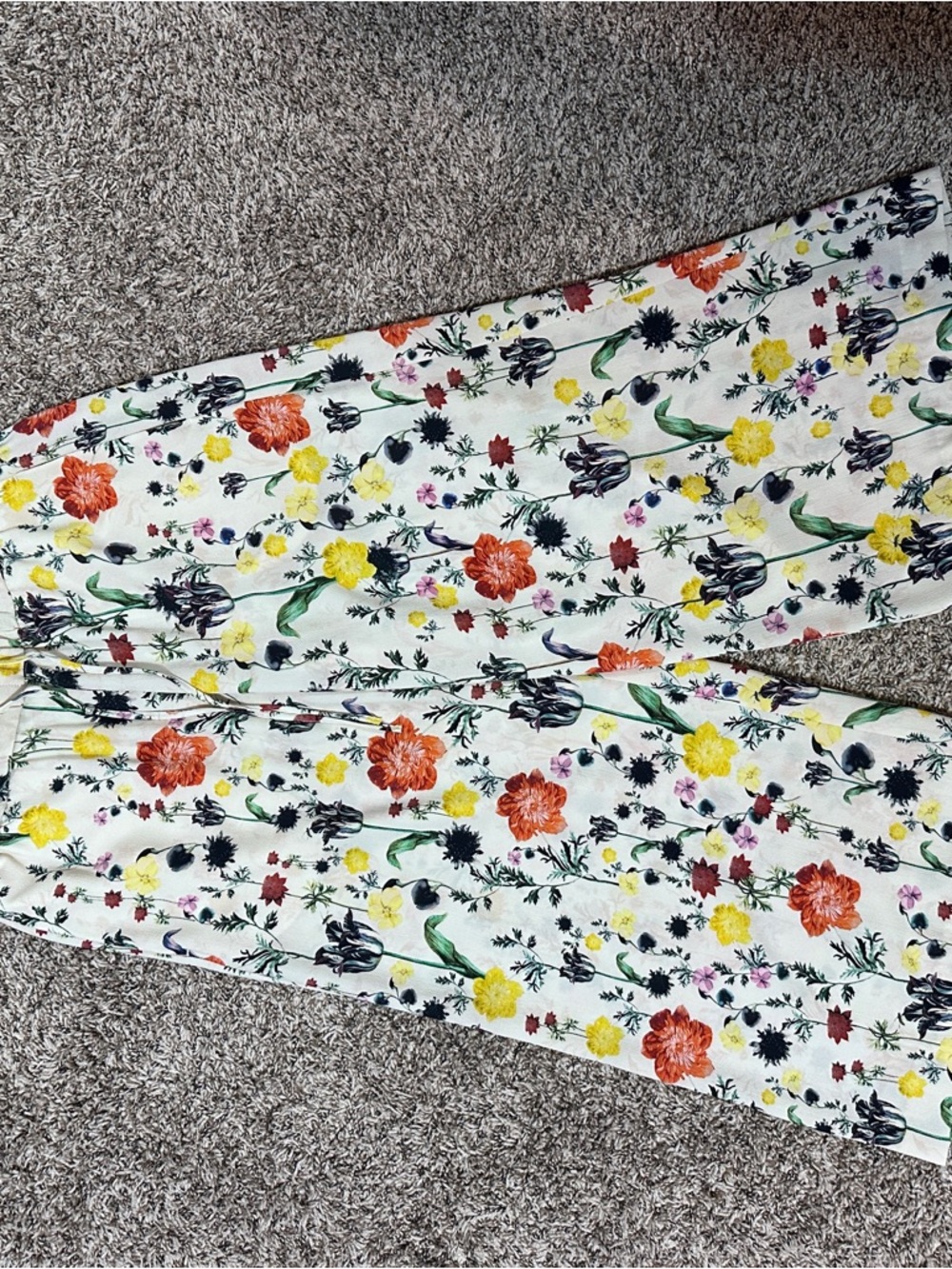 H&M White Wide-Leg Pants with Multicolor Floral Print